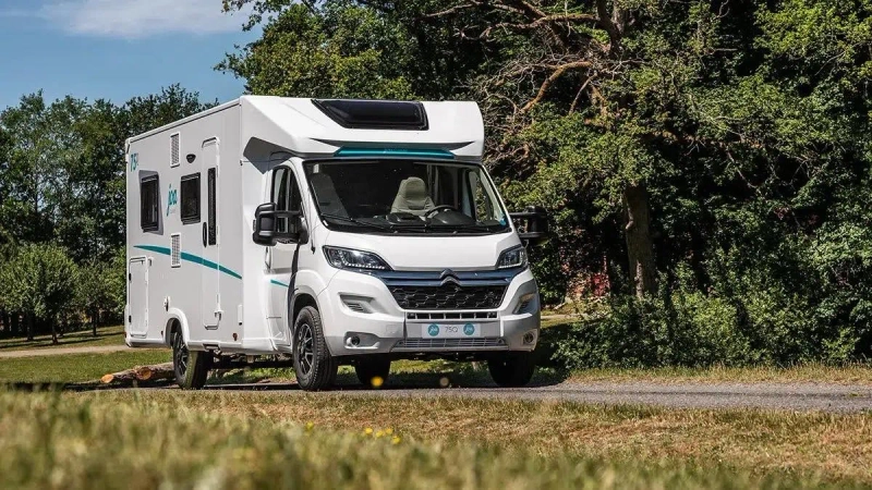 JOA-CAMP 75Q motorhome hire in Grantham