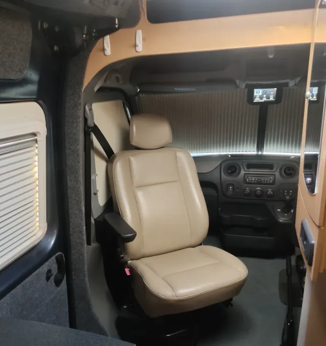 Motorhome image 3