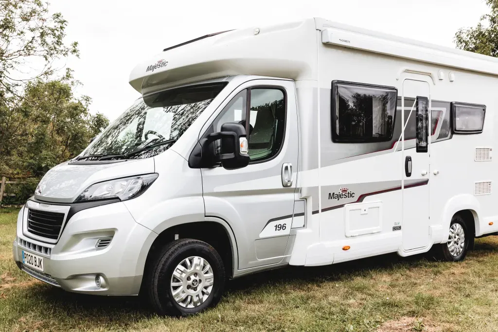 Luxury 6 Berth Motorhome