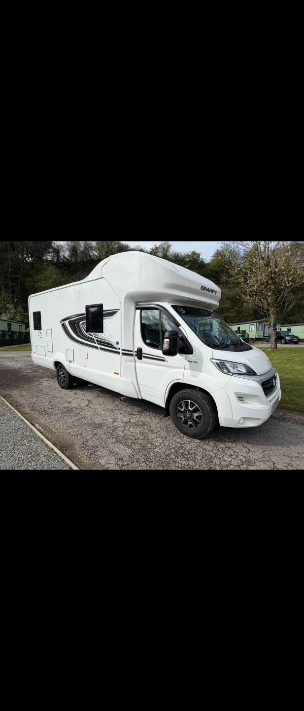 Swift Motorhome 6 birth with 6 travelling seats