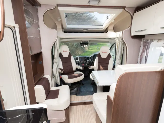 Motorhome image 3
