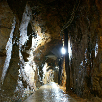 吉岡銅山 笹畝坑道の写真
