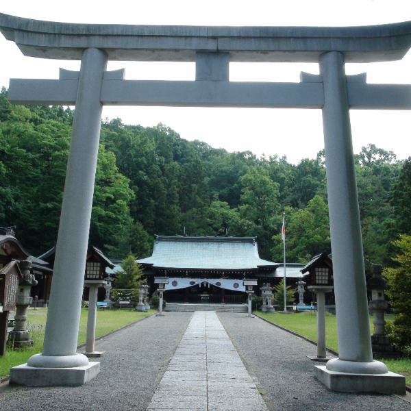 山梨縣護國神社（山梨県甲府市）の写真・外観