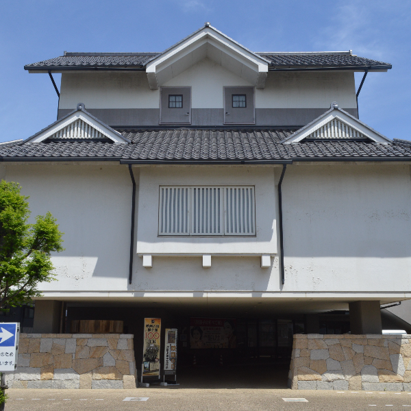 羽島市歴史民俗資料館・映画資料館（岐阜県羽島市）の写真・外観