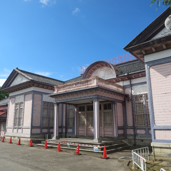 旧額田郡公会堂及物産陳列所（愛知県岡崎市）の写真・外観