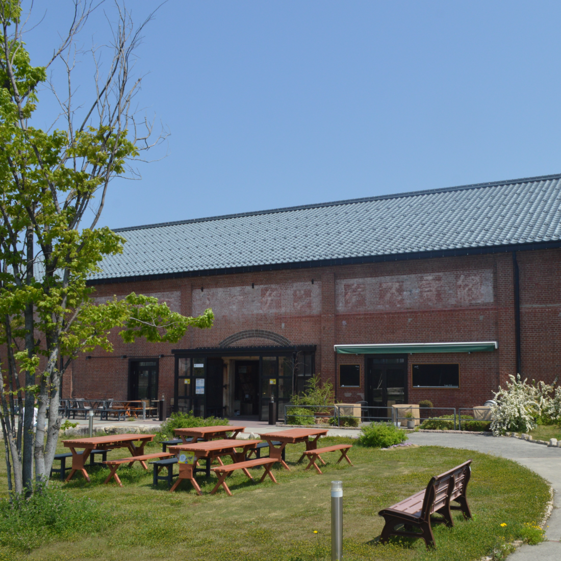 敦賀赤レンガ倉庫(福井県敦賀市)の写真・外観