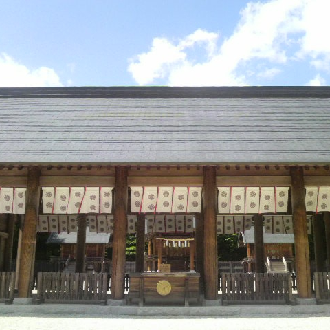 身曾岐神社（山梨県北杜市）の写真・外観
