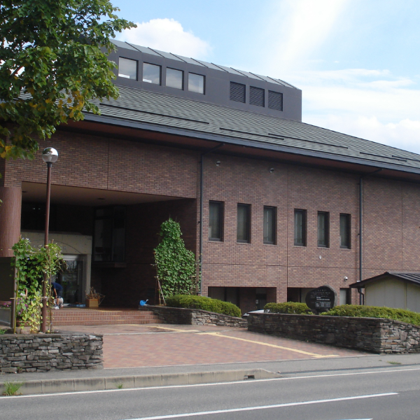 松本市立考古博物館（長野県松本市）の写真・外観