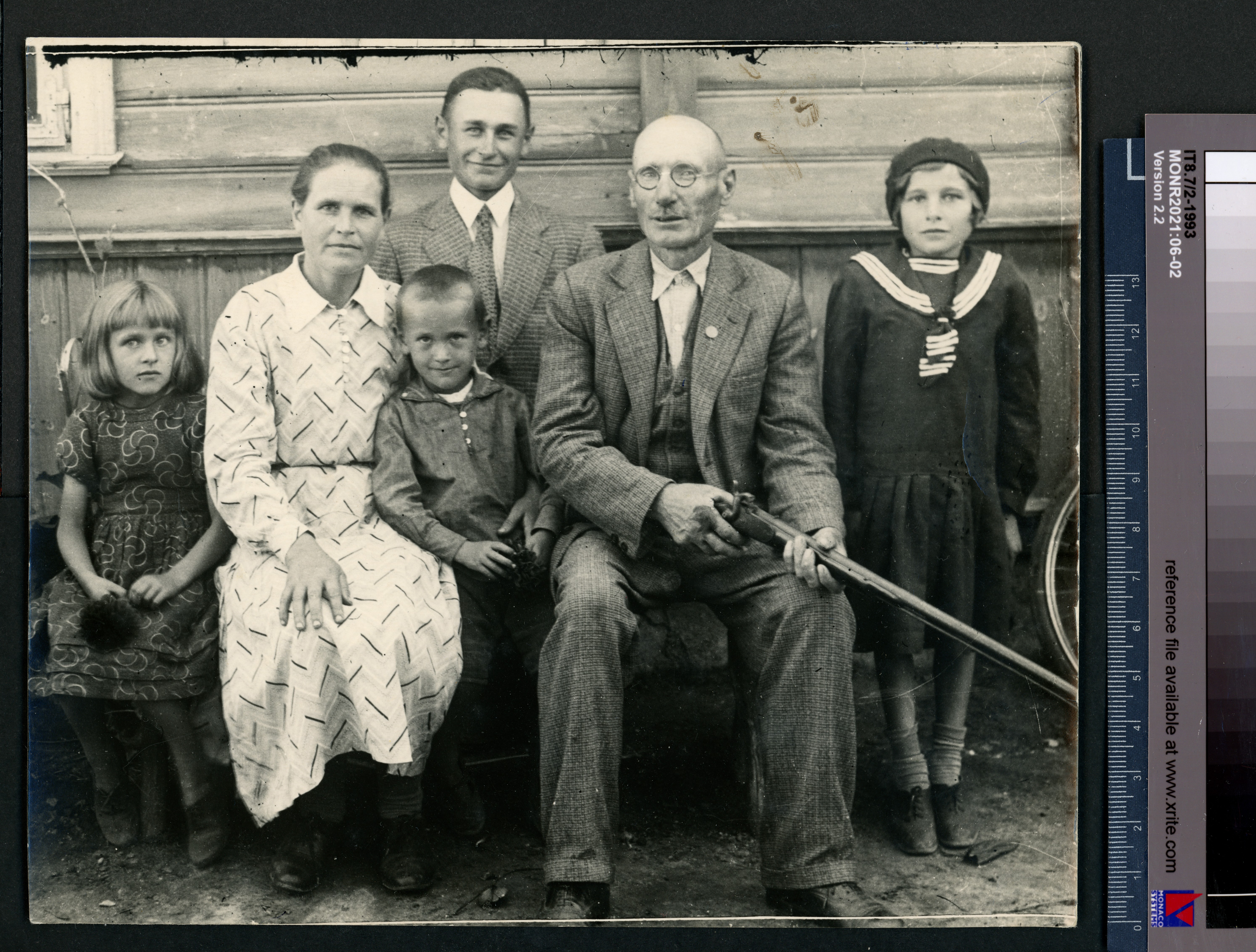 Сям'я Брычкоўскіх (1930), 1930 (Internet Archive)