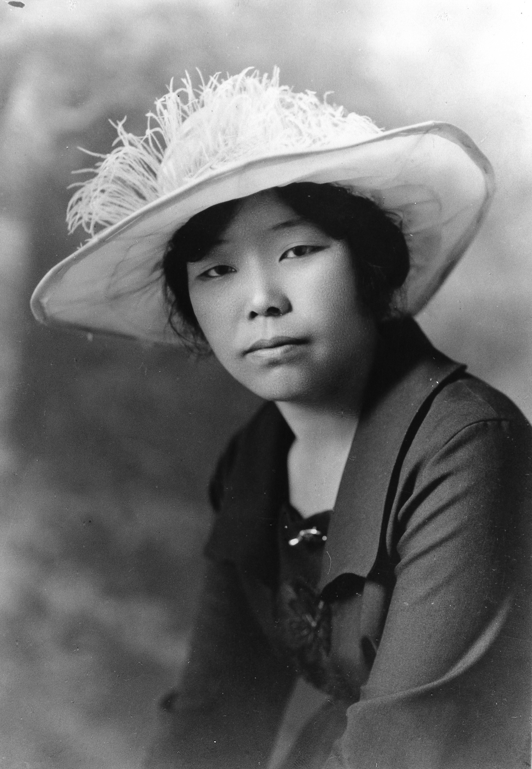 Shades of Anaheim - Mother, 1920 (Internet Archive)