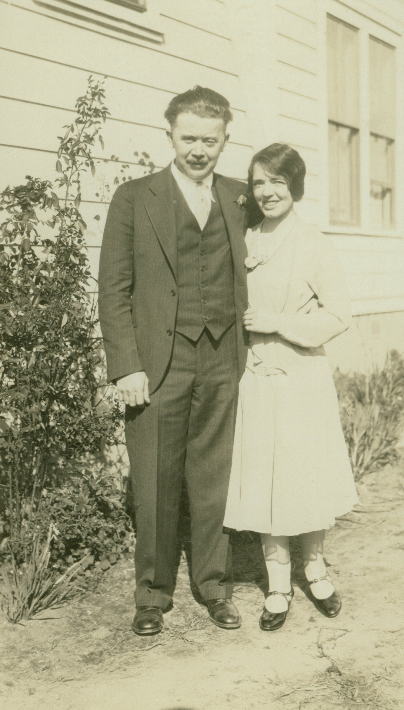 Wedding Day, Leslie McCarthy and Anna Arthur, 1930, 1930 (Internet Archive)