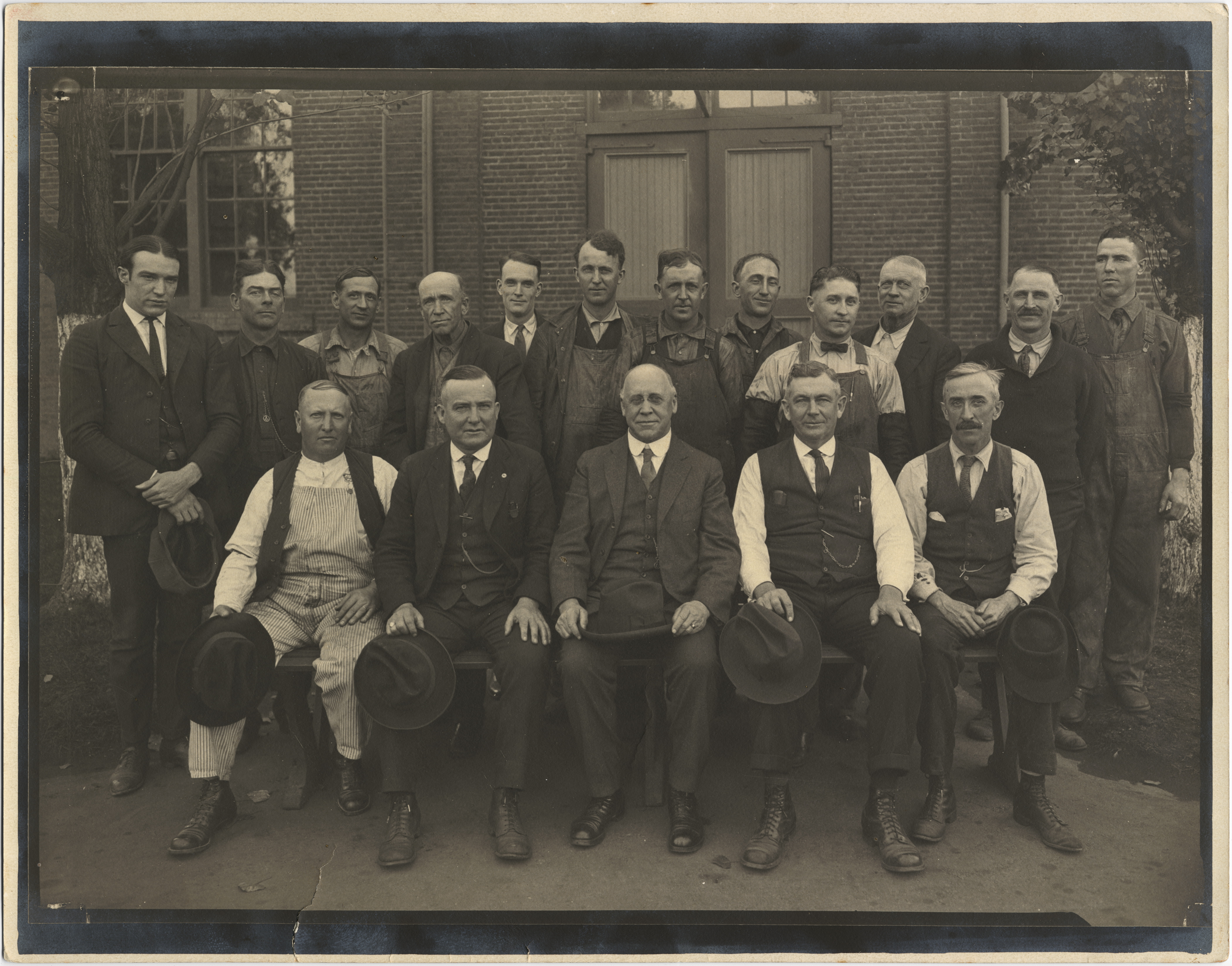 [Group portrait of Southern Pacific Railroad employees at Roseville], 1922 (Internet Archive)