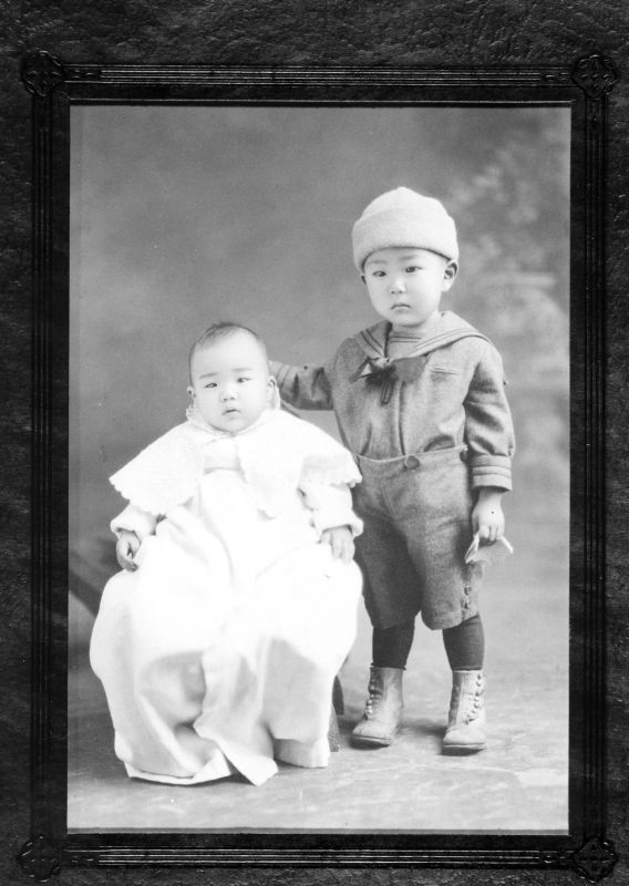 Haruo and Masaru Okino, 1924 (Internet Archive)
