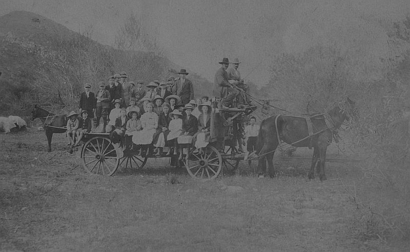 Frey Family, Woodlake, California, 1910 (Internet Archive)