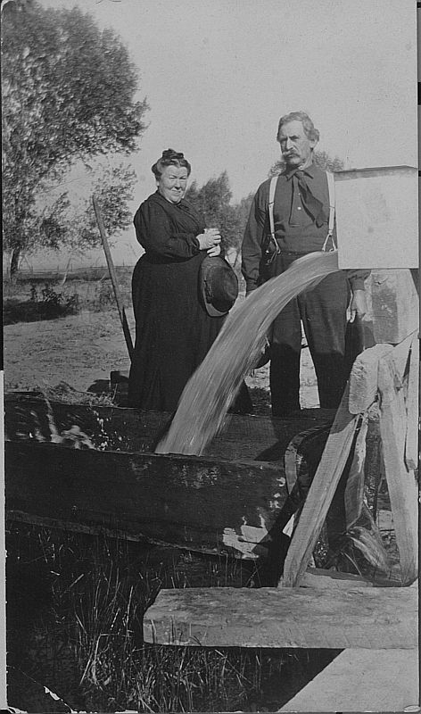 New Well, LeBlanc Property, Pixley, California, 1902, 1902 (Internet Archive)