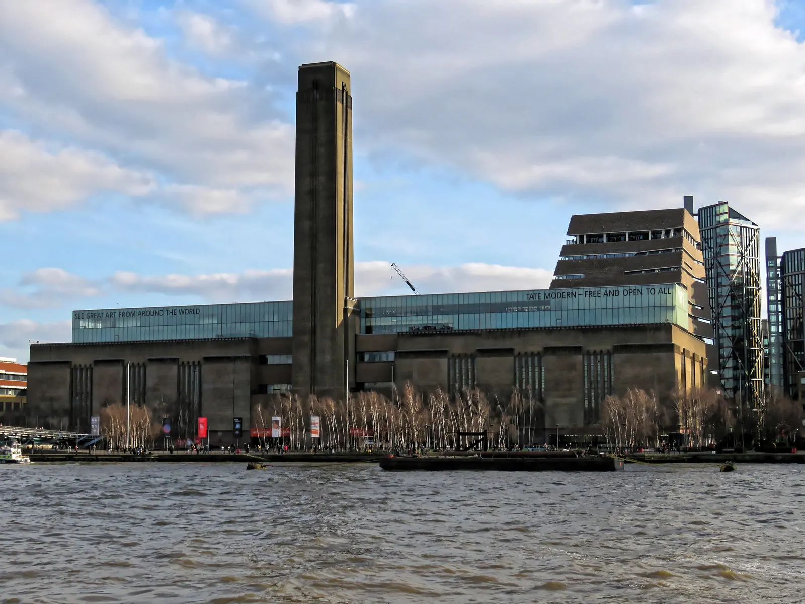 Tate Modern — Tate Modern (Bankside Power Station) building exterior, London