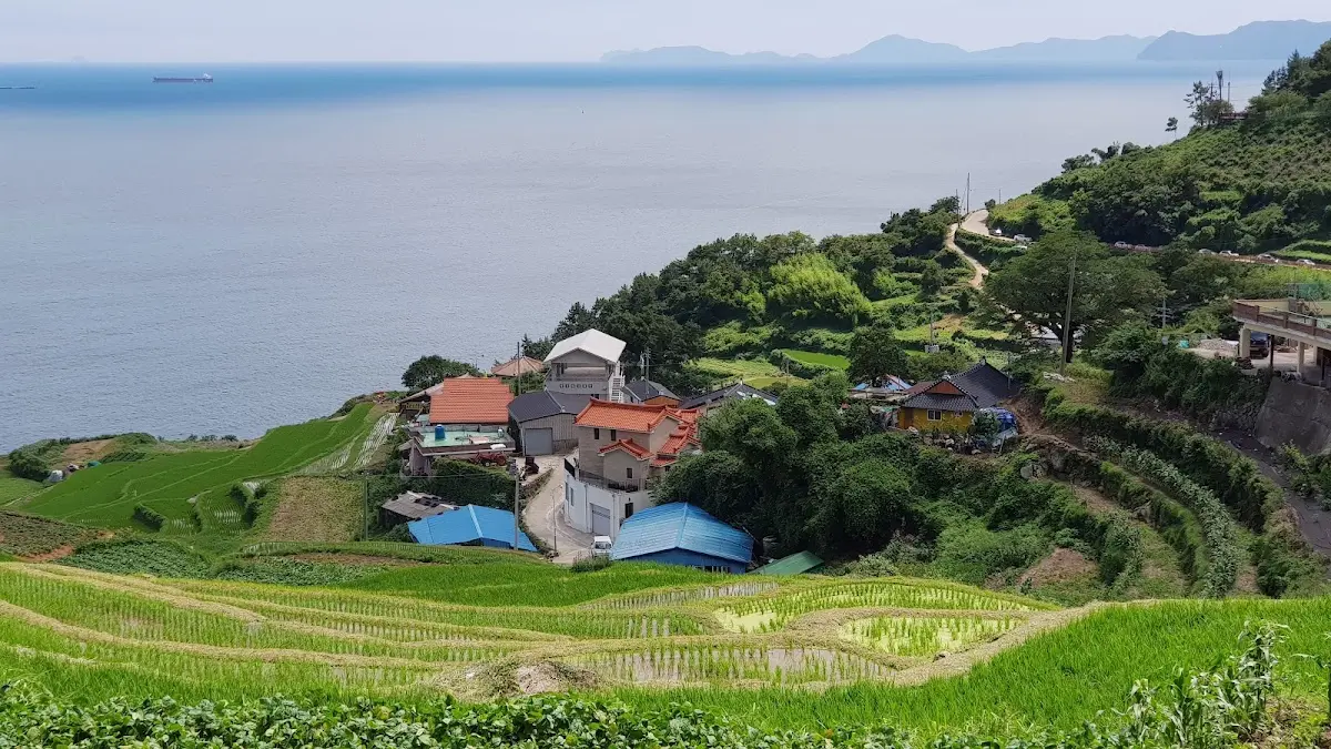 가천다랭이마을 경상남도 남해군 남면 홍현리