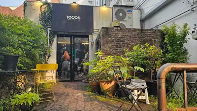 Todos tacos & grill