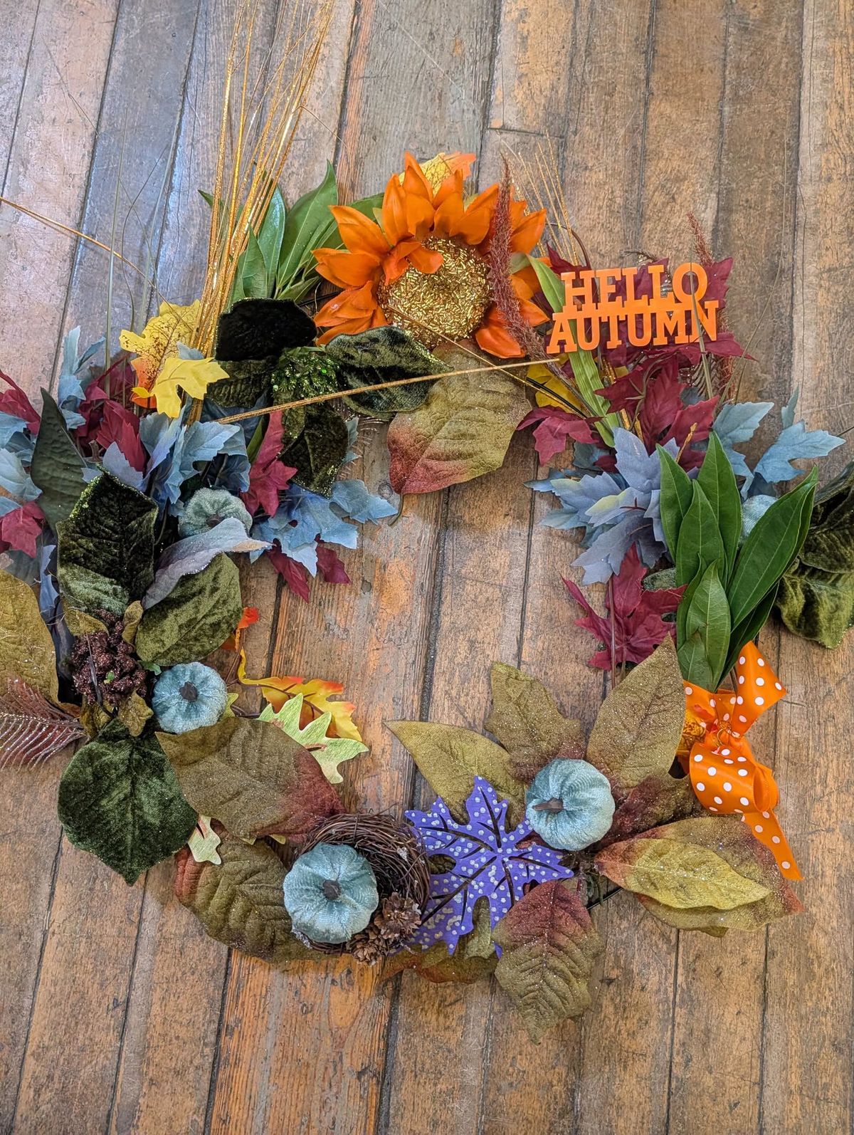 Artful Mondays: Fall Wreath at Mosaic
