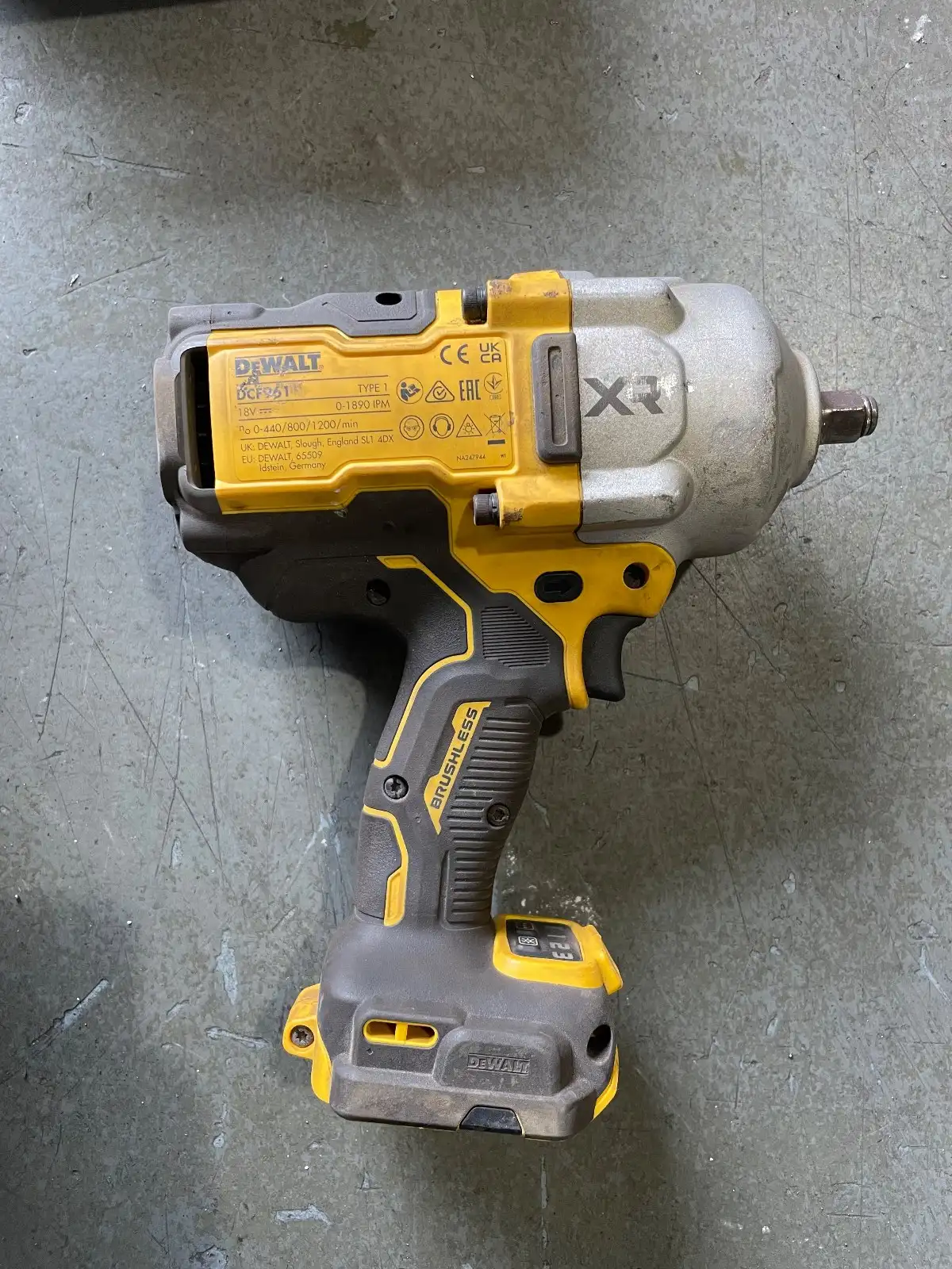 Dewalt 전동 임팩 렌치 팝니다