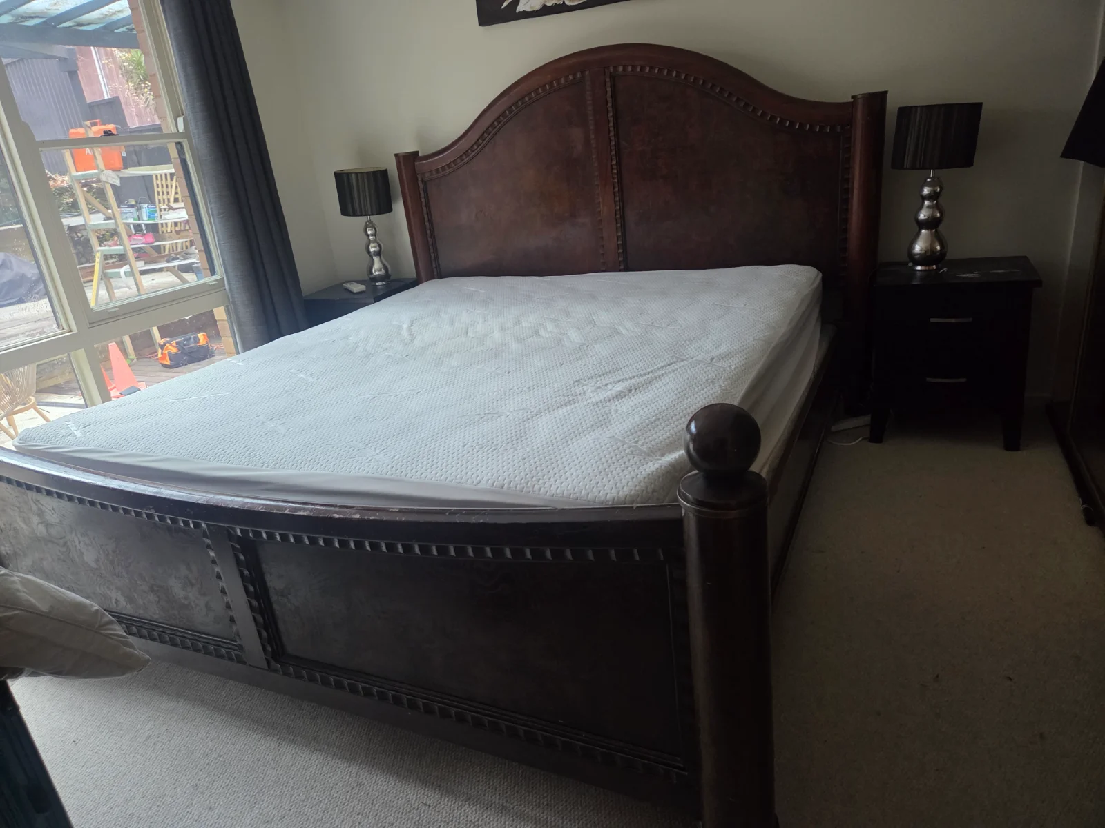 moving out sale