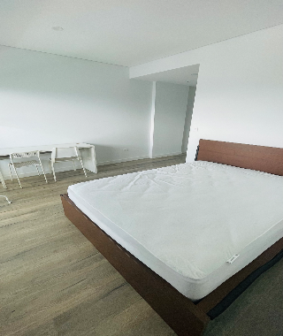 리드컴 초역세권 아파트 마스터룸 커플$450
