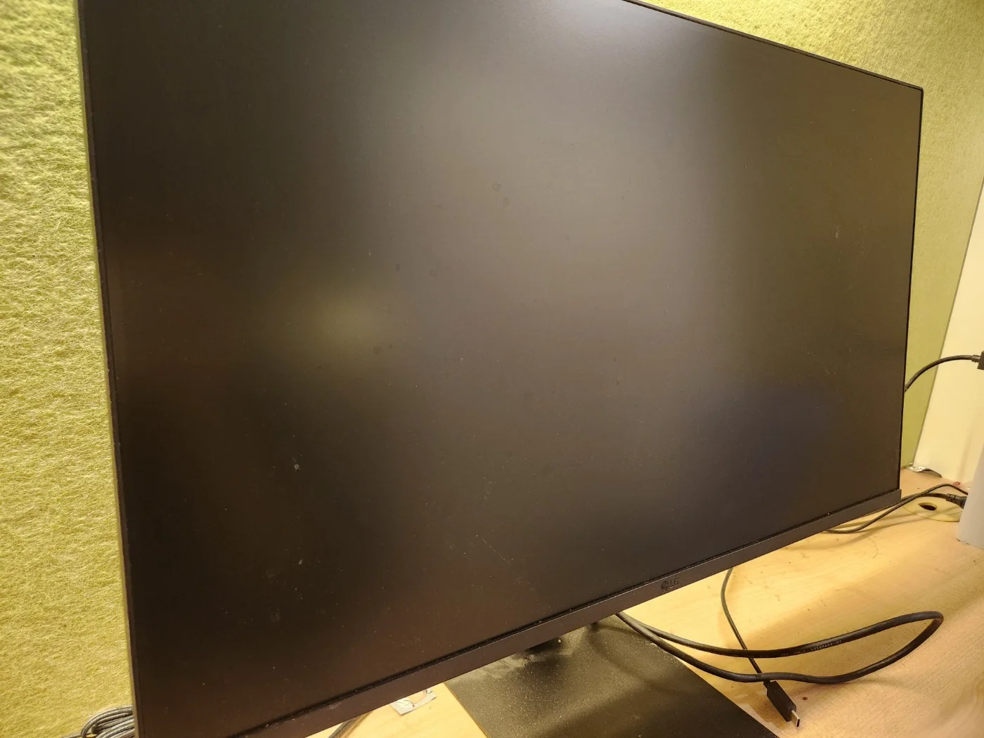 LG 23.8 IPS FULL HD PC 모니터 팔아요