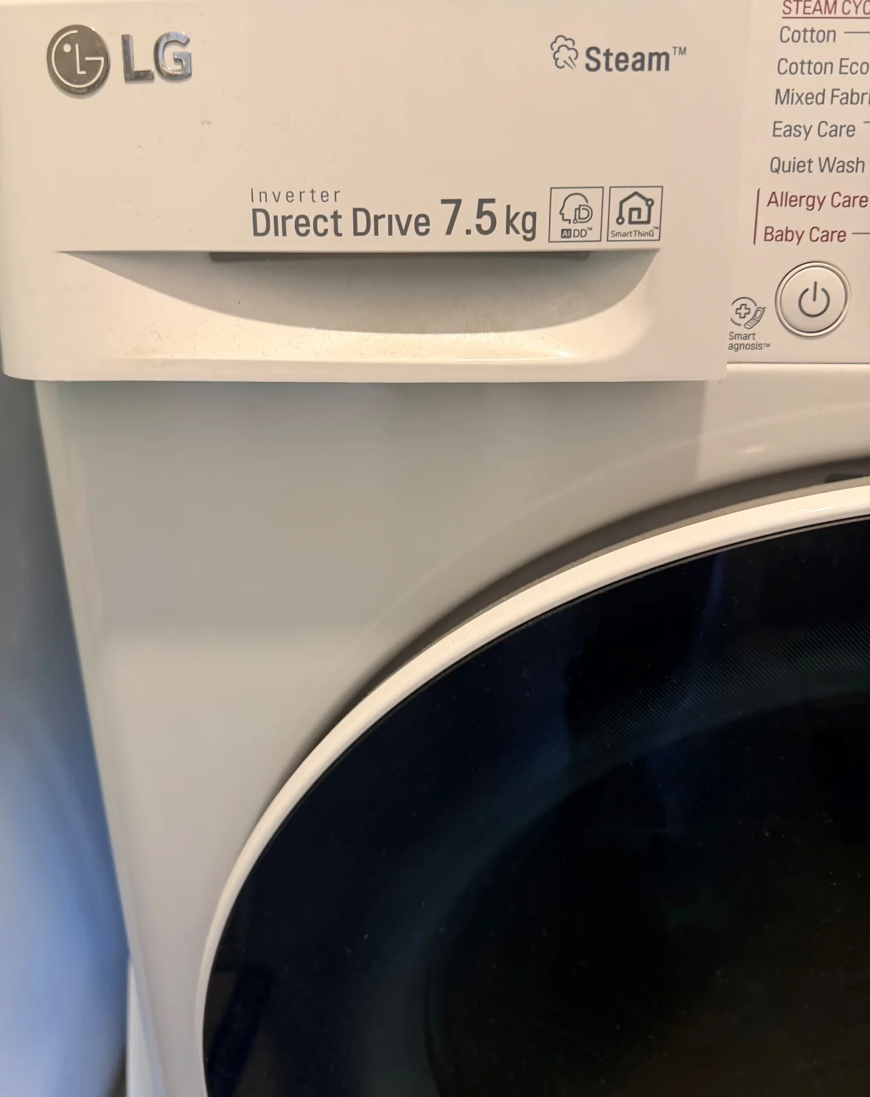 LG 7.5kg Front Load Washing Machine with Steam