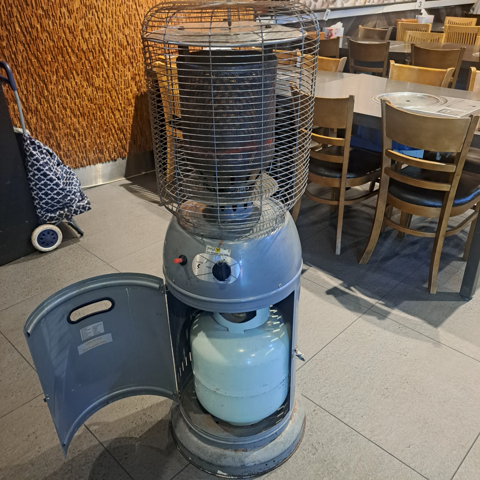 야외용 가스히터를 저가로 판매 합니다.