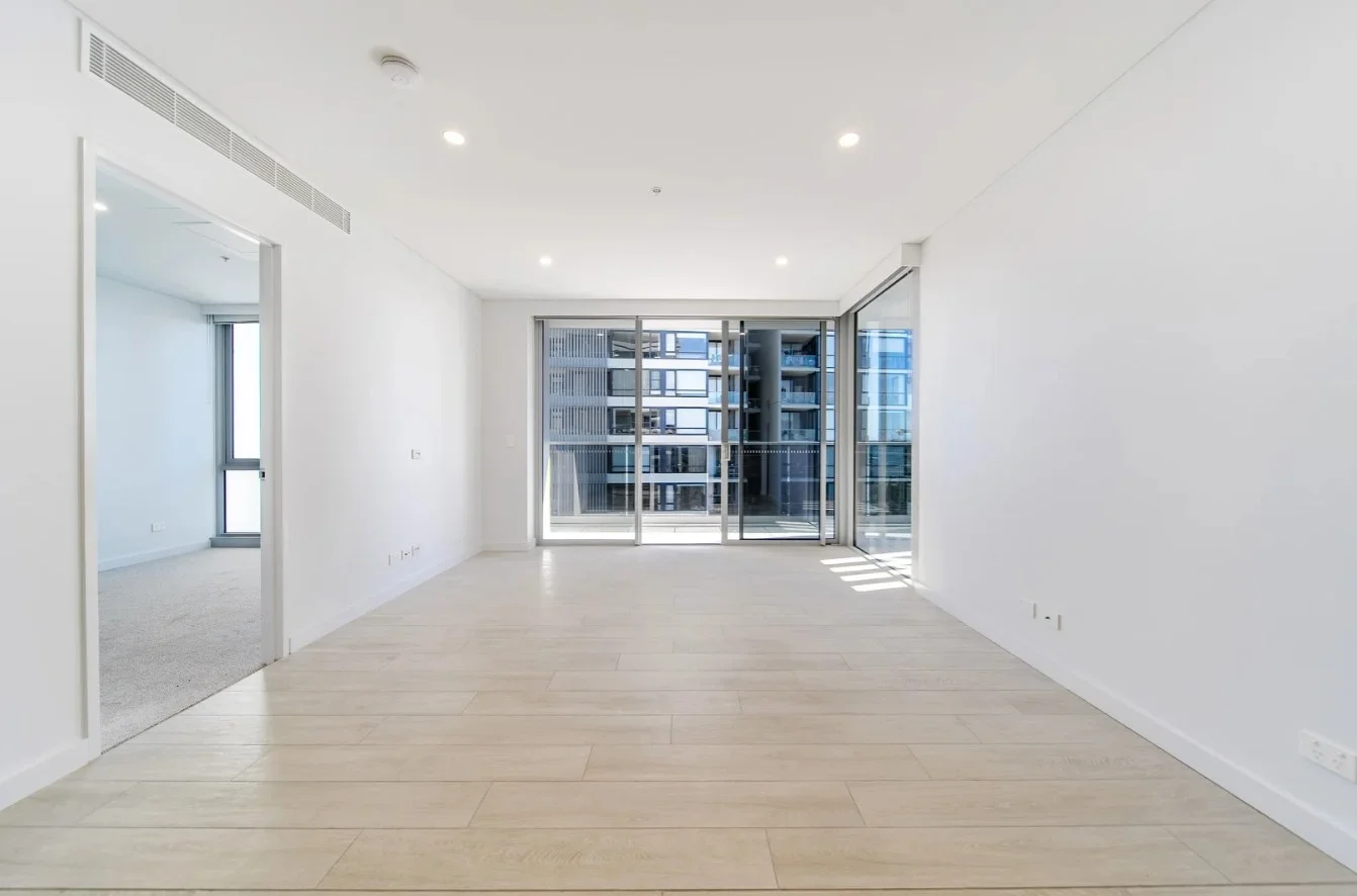 <시드니 부동산 아카데미> [For Rent] 에핑 / 2b 2b 1c / 새 아파트 (Meriton)