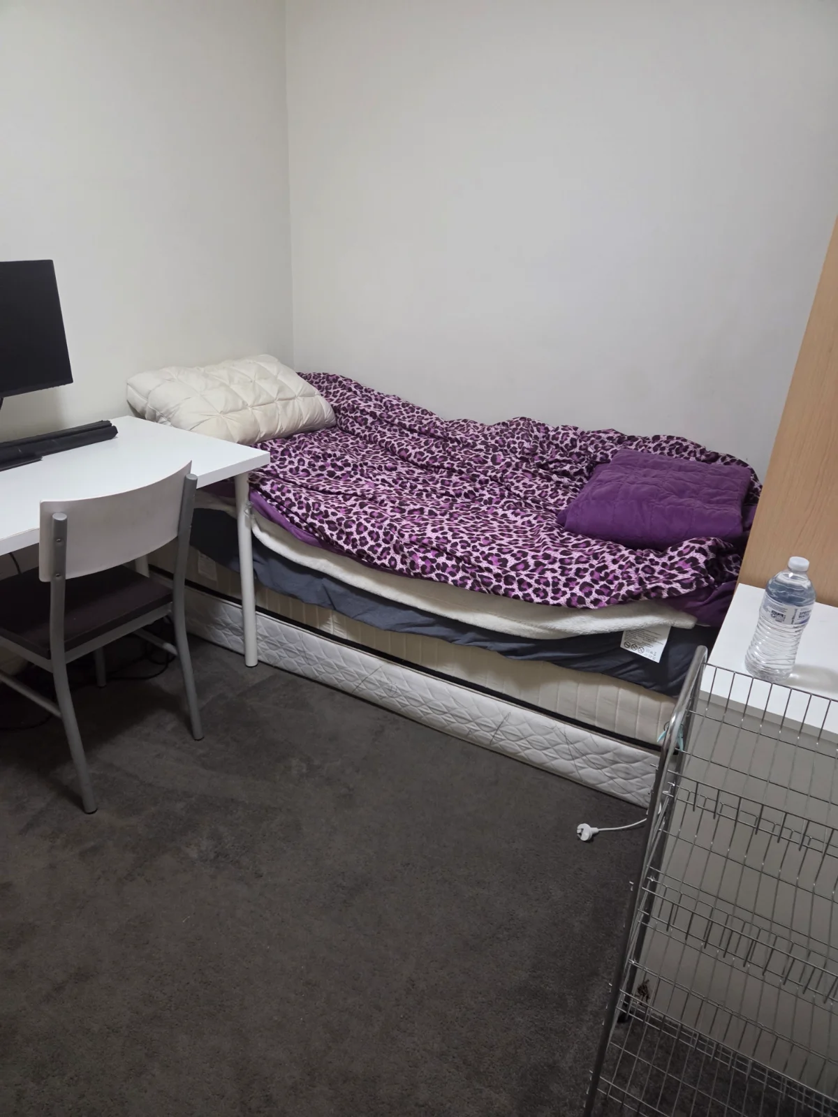 Study Room 쉐어 -Homebush Station 역 앞 아파트(남 1 명)