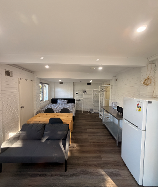 🏡데니스톤 스튜디오 독채형 렌트🏡 (웨라역 도보 15분 / 1인 $400, 커플 $450)
