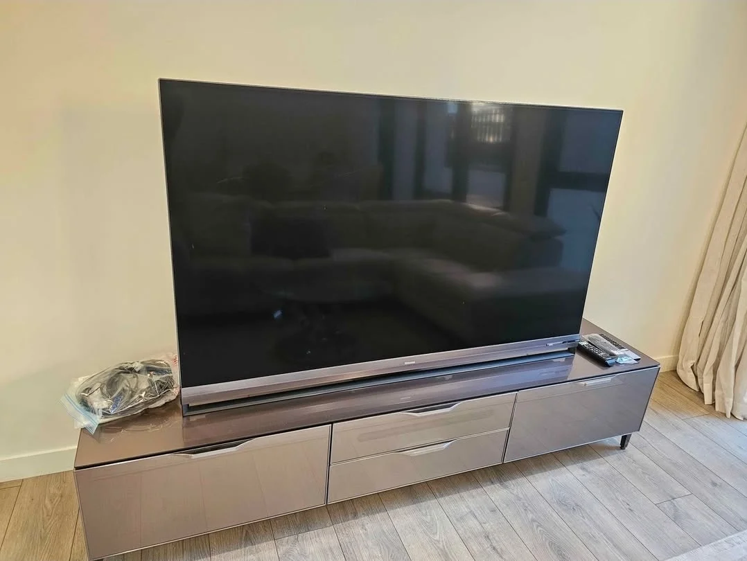 Hisense 65인치 프리미엄 Dual Cell 4K 스마트 TV + 무선 서브우퍼 판매합니다.$1,100