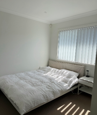 스트라 여 쉐어 구함! 🏡 깔끔한 방