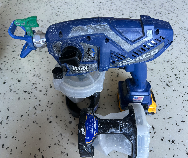 Graco cordless airless spray+battery
