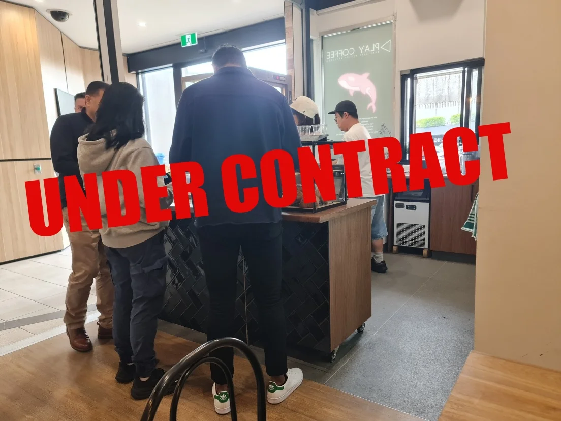 UNDER CONTRACT   | 대형 비즈니스 파크 내 카페 매매 | 주당 임대료 $400 | 독점 식음료 영업권