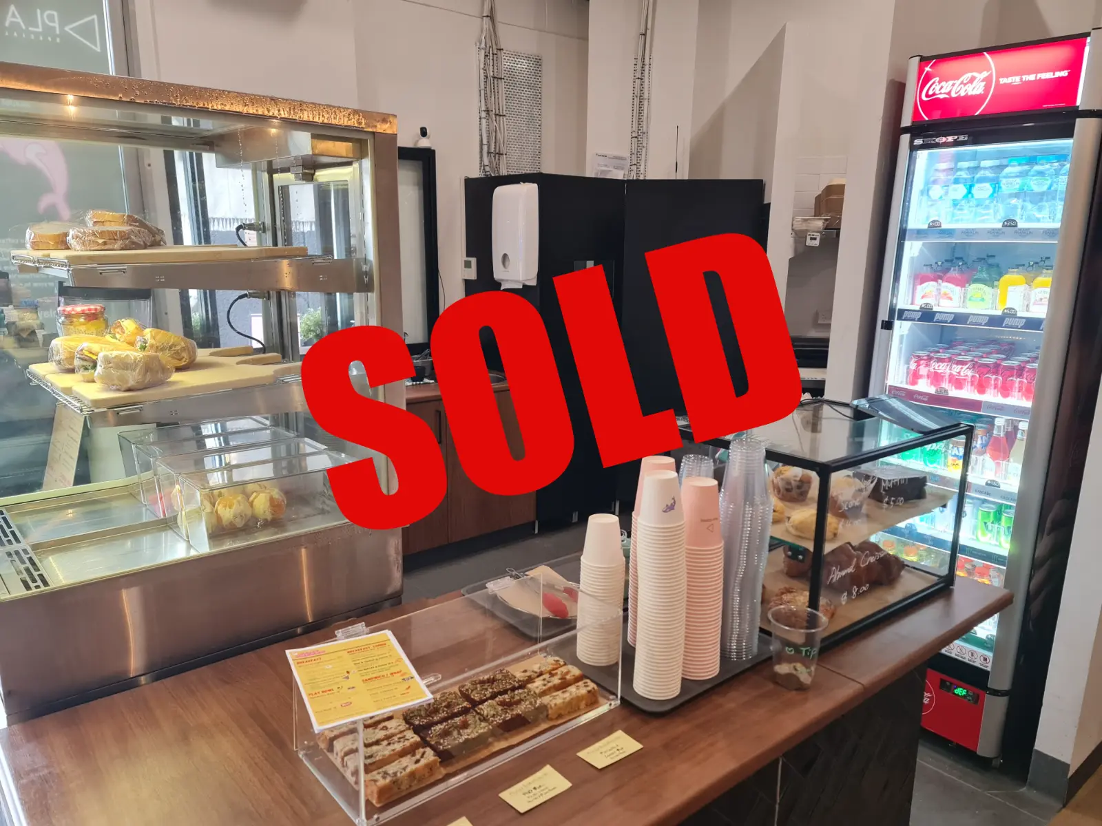 SOLD   | 대형 비즈니스 파크 내 카페 매매 | 주당 임대료 $400 | 독점 식음료 영업권