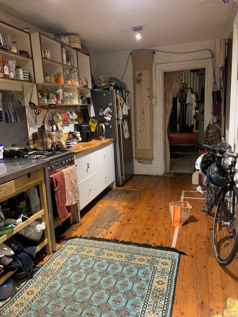 Room in Erskineville (Newtown), $225 per week, 3 minutes from station, FEMALE only