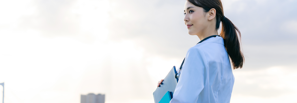 医師6割 ｢専門医 割に合わない｣
