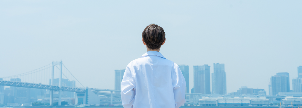 【年代別】医師の医局所属率は？