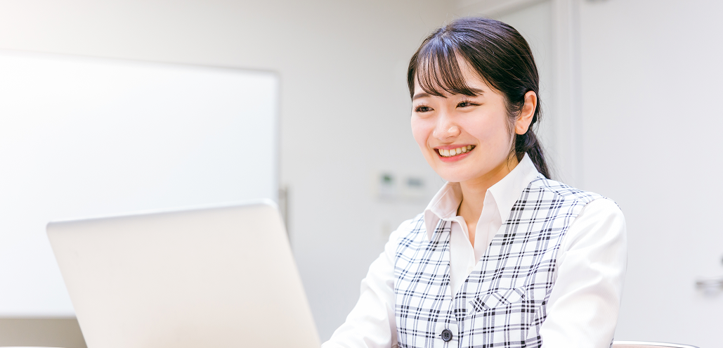 進む働き方改革､ 最終目標は医療全体の人員削減