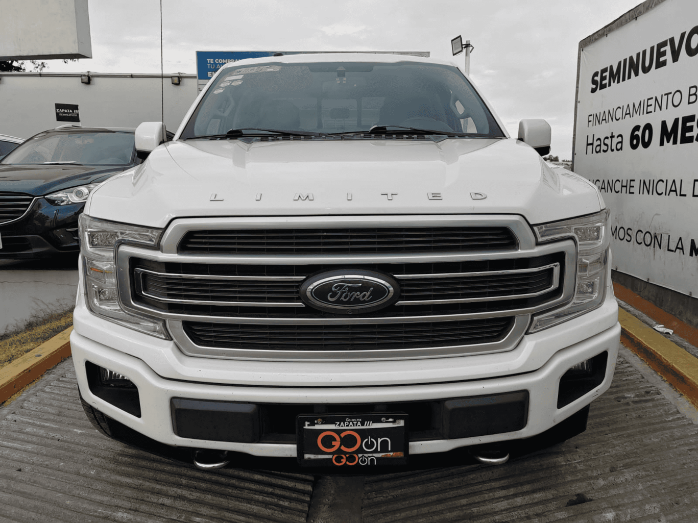 FORD LOBO LIMITED CREW CAB 4X4
