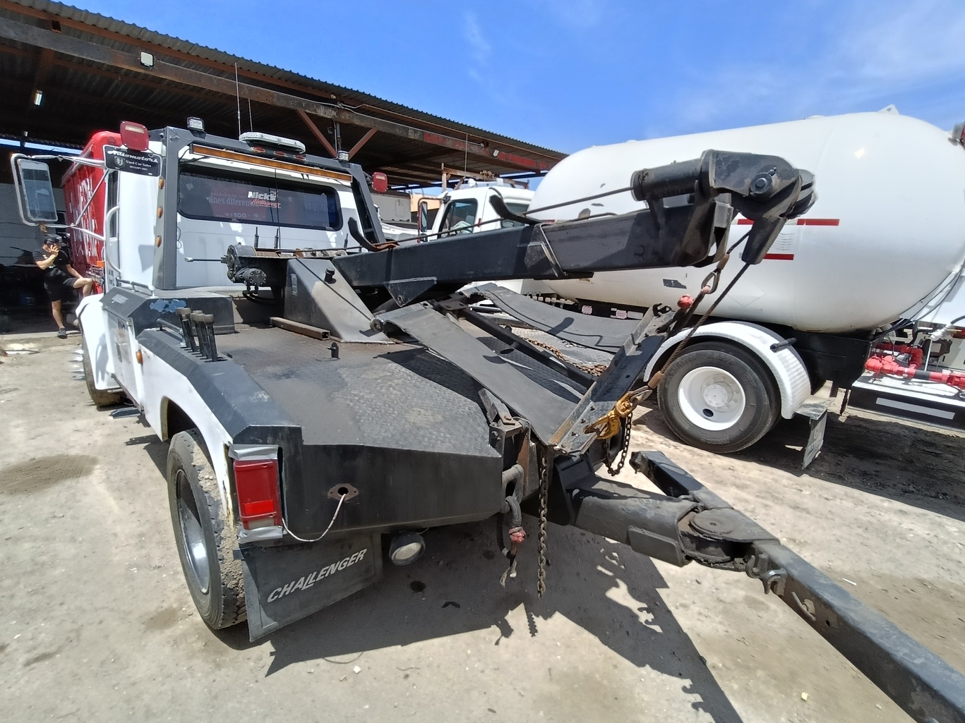 INTERNATIONAL 4700 LPX