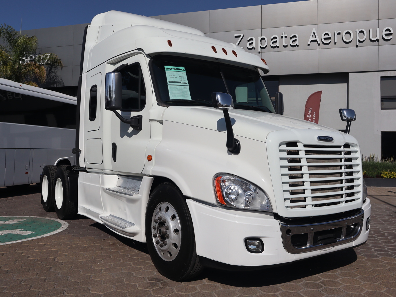 FREIGHTLINER CASCADIA 125