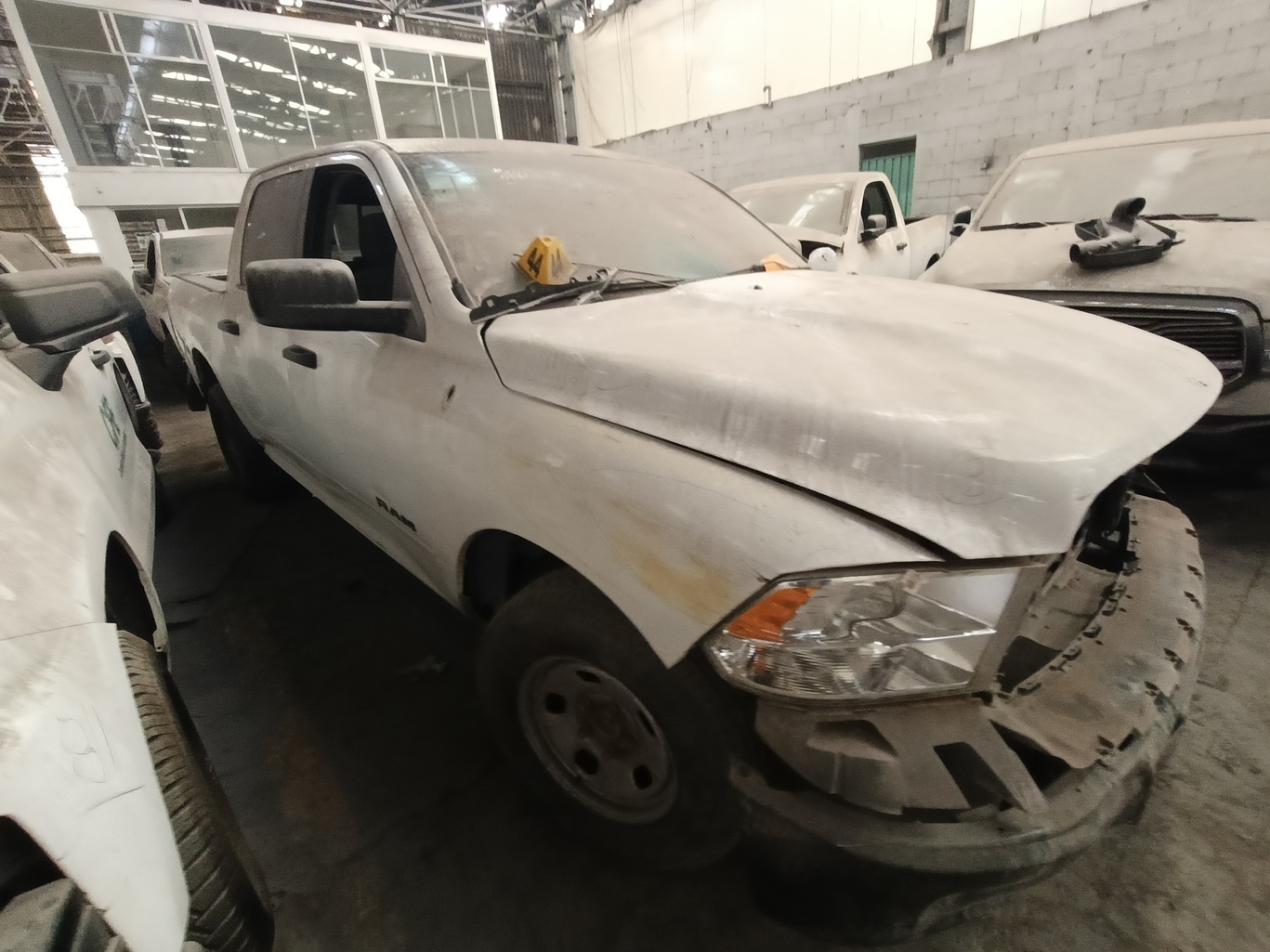 DODGE RAM CAB REG ST V63.6 TA 4X2