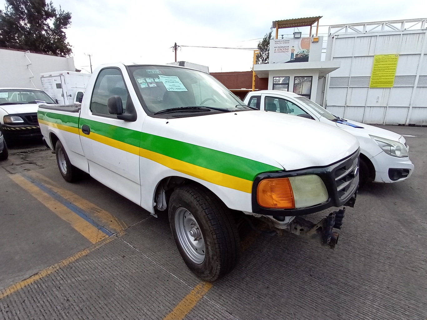 FORD F150