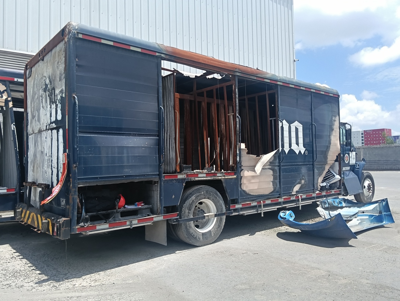 INTERNATIONAL 4300 DURASTAR
