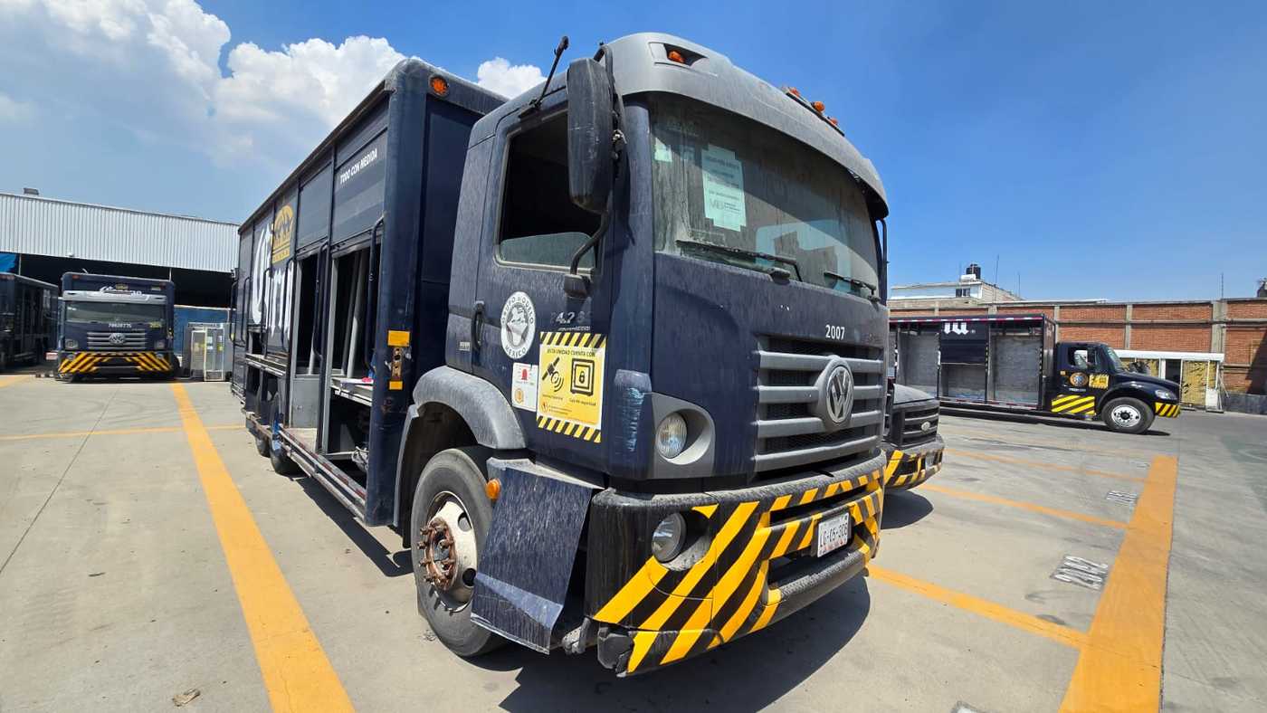 volskswagen CONSTELLATION 24.280 6X2