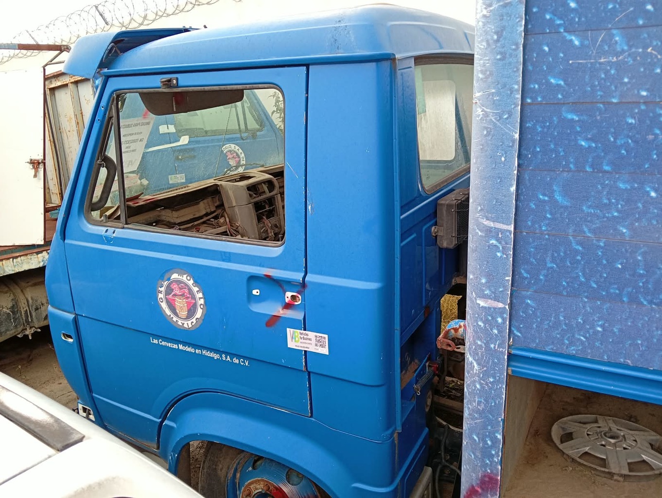 VOLKSWAGEN WORKER 8-150