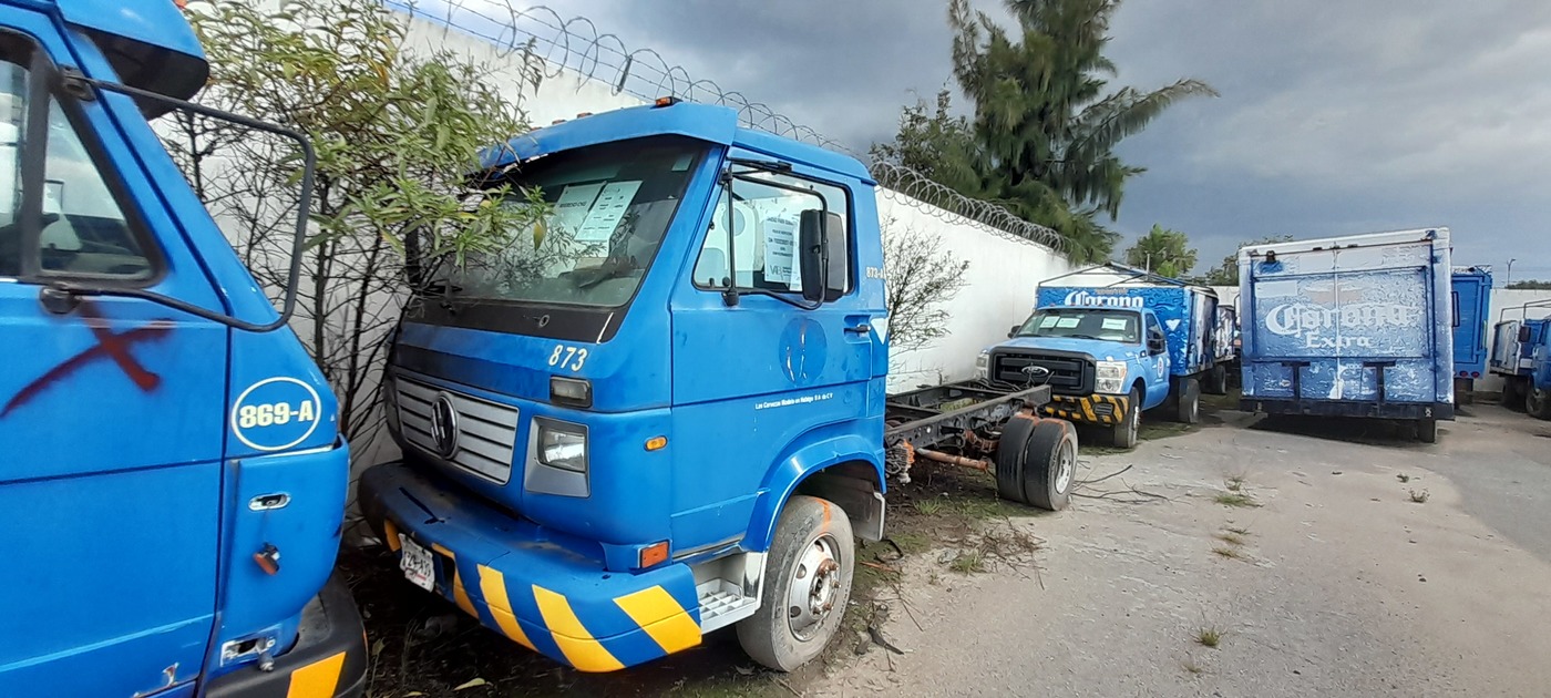 VOLKSWAGEN WORKER 8-150